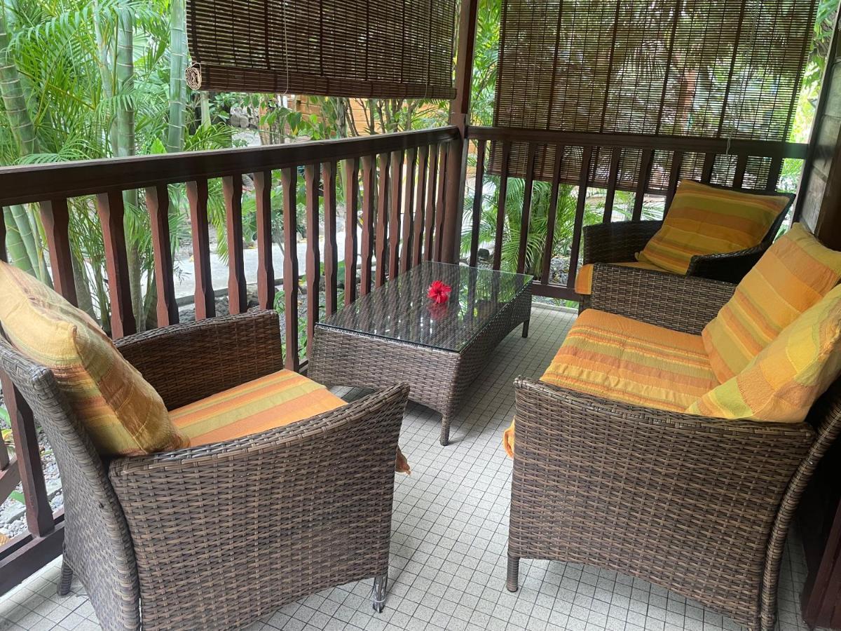 Dans Un Jardin Hébergement de vacances Terre-De-Haut